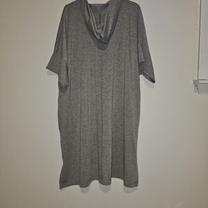 Cable & Guage gray Hooded Dress
